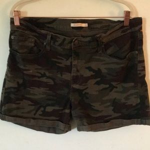 Levi's | Shorts | Levis Camo Shorts 34 